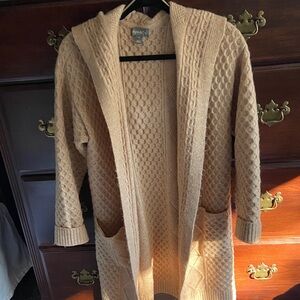 3/4 Length cable knit sweater. Never worn. size M